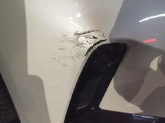 -畅通航行汽车钣金喷漆 无痕修复·局部喷漆