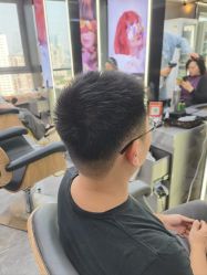 -藤野造型烫发染发