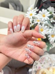 -梵莎美甲美睫
