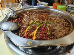 -李记称盘牛杂串串(广厦店)