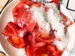 糖拌的西红柿-清真·老金烧烤·小龙虾(山大路店)