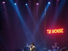-TZ House音乐现场(来福士中心店)