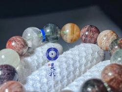 -灵彩珠宝(朗香街店)