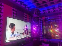 -好乐迪(张扬路八佰伴店)