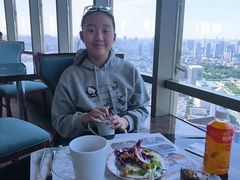 -怡豪大饭店·49楼旋转自助餐厅