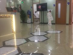 -茂菊口腔连锁(浦东南路店)