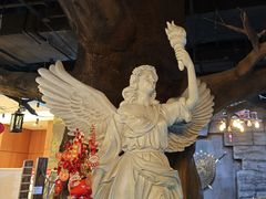 -暴风岛沉浸式体验馆(百联世纪店)