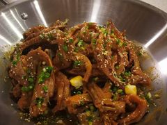 -张大师鸭爪爪特色干锅(南湖店)