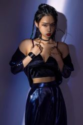 -onlygirl摄影美学馆高端定制(江滩店)