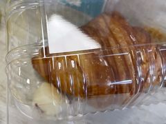 爆浆牛角包-六贤记(杭州龙湖滨江天街店)