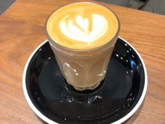 Latte-black rainbow coffee