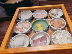 -良米山·云南野生菌过桥米线(上海首店)