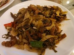 酸菜炒山坑鱼-螺涌海鲜酒楼(增槎路店)