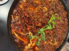 -鸿顺老铁锅美蛙鱼府(解放碑店)