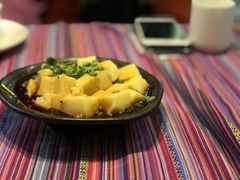 -香巴拉云南餐厅(华莱坞店)