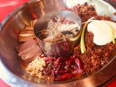 -谭鸭血老火锅(漳州路店)