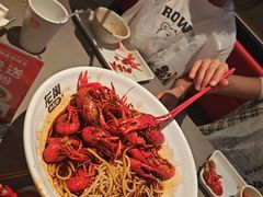 -龙巢盱眙龙虾·牛蛙·烧烤宵夜(八卦岭店)