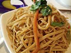 -八府香鸭·啫啫煲(华山路店)