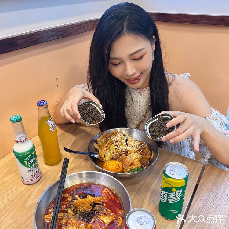 前段时间炸蛋火了，他家说还有更猛的料