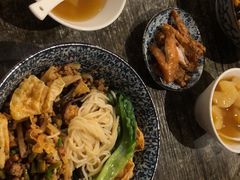 -粉家柳州螺蛳粉(杨宅路店)