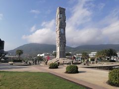 -亚龙湾中心广场