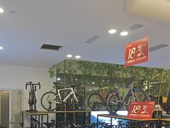 -英派斯健身旗舰店(海信国际中心馆)