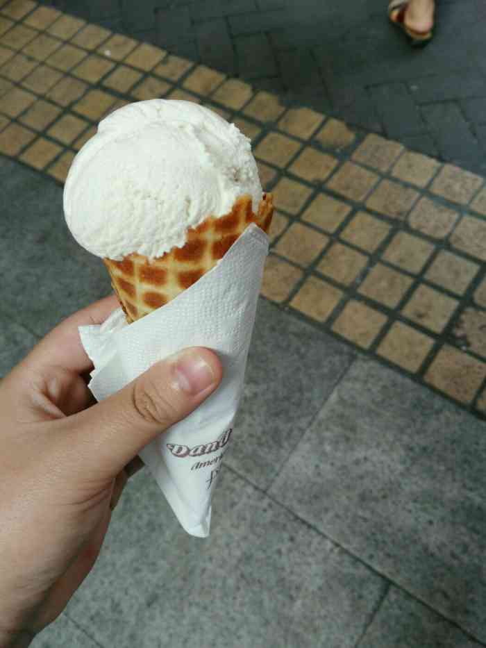 丹迪当(北京路店)-"从小最爱吃的雪糕品牌之一,喜欢绿茶味,因.