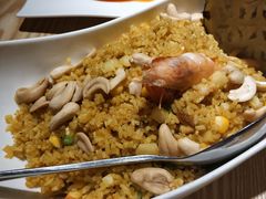 原只菠萝海鲜炒饭-渔太泰漓江小馆·广西融合菜(西街店)
