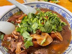 卤煮火烧-门框胡同百年卤煮(新街口店)