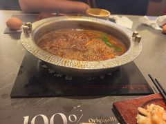 -牛YO寿喜烧·铁板烧和牛火锅自助(市府恒隆店)