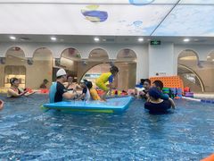 -龙格亲子游泳·水育早教运动中心(龙湾天街店)