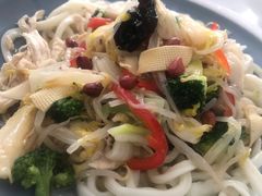 椒麻鸡配面-董小西的凉皮和椒麻鸡(三元桥店)