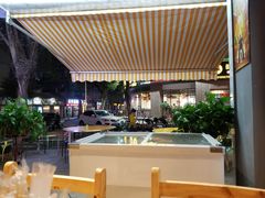 -活泼海鲜烧烤(美食街总店)