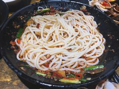 -老闵田螺馆·南昌特色小炒(梦时代店)