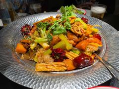 -辣尚瘾·烤鱼·新川菜(牡丹园直营店)