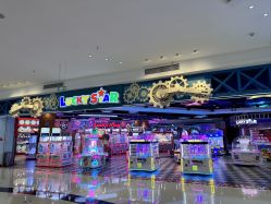 -LuckyStar幸运星家庭娱乐中心(东莞国贸店)