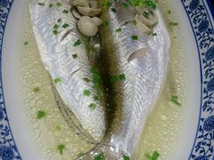 清蒸白水鱼-品渔味湖鲜馆(拈花湾店)