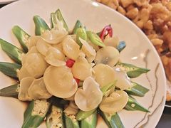 -赶海部落海鲜城(海阳路店)