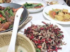 -闫府私房菜(经四路万达店)