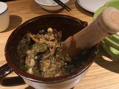 皮蛋青椒擂茄子-费大厨辣椒炒肉(皇庭广场店)