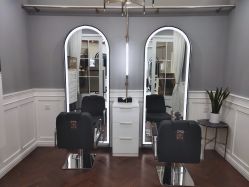 -IUME HAIR SALON