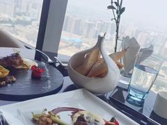 -西安皇冠假日酒店·B&G51餐厅