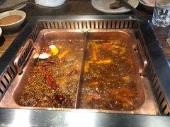 -老牌坊云南鱼豆花火锅(嵩山店)