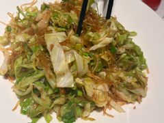 炝炒圆白菜粉丝-旺顺阁鱼头泡饼(小红门店)