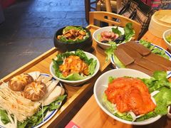 肠肠双拼-么肆烤肉(汉街形象店)