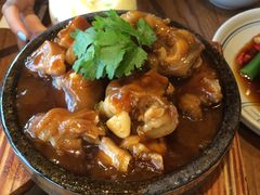 -云海肴·汽锅鸡·云南菜(天山百盛优客店)