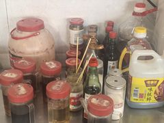 -牛一煲美食(江高店)