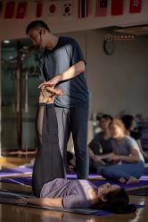 -亚太瑜伽普拉提学院