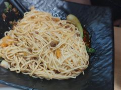 -李与白包子铺(桐梓林店)