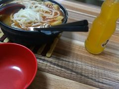 -三品阁过桥米线(万达店)
